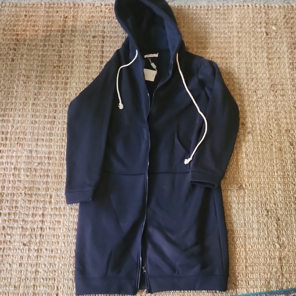 Haute Edition Tops - Comfy Casual Navy Women's Knee Length Zip-Up Hoodie